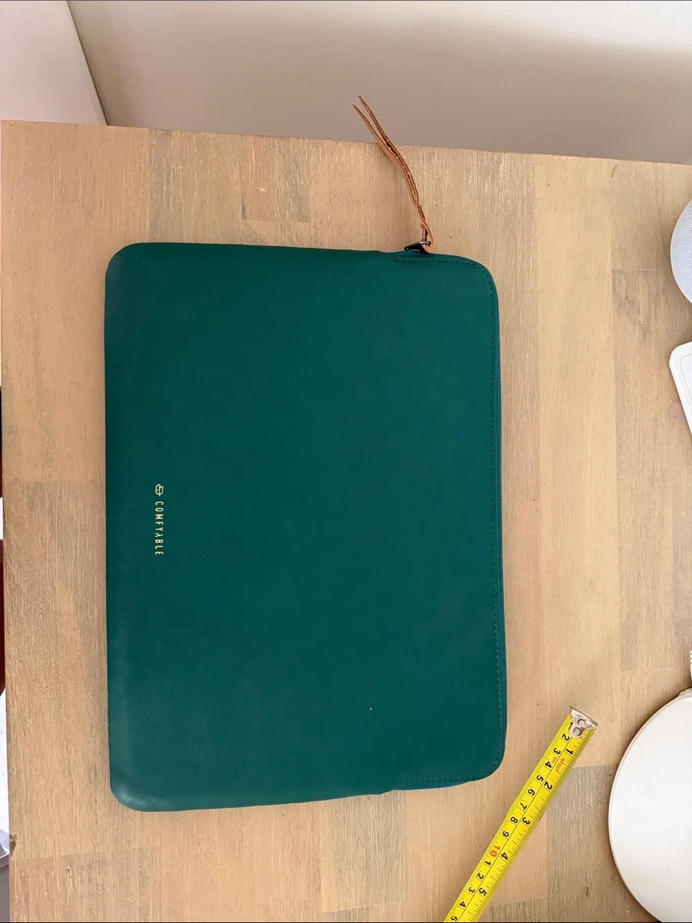 Green Leather Laptop Sleeve with Zip Closure